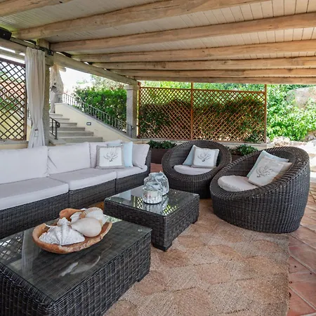 Smeralda Punta Lada *