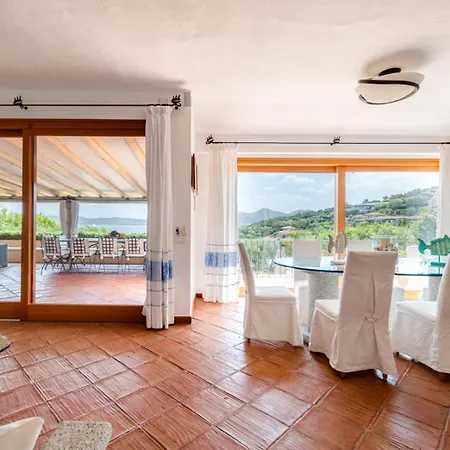 Smeralda Punta Lada Villa *