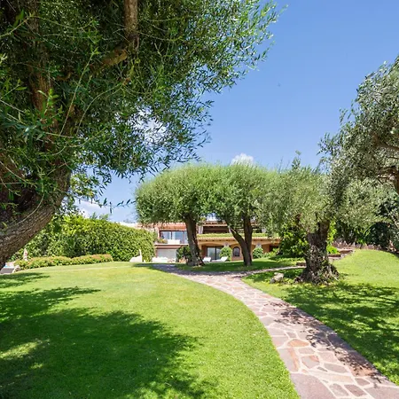 فيلة Smeralda Punta Lada *