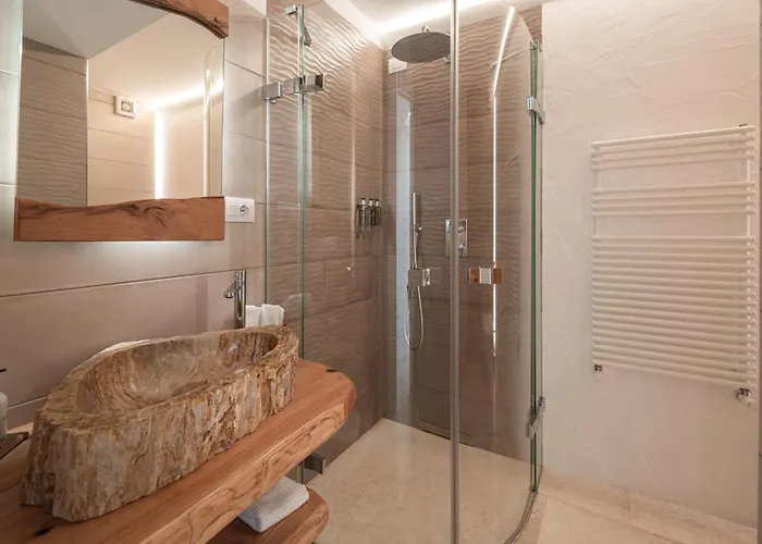 Smeralda Punta Lada Villa *