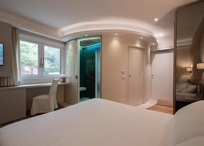 Smeralda Punta Lada Villa *